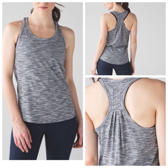 lululemon athletica Tops - Lululemon Yogi Everyday Tank sz 8